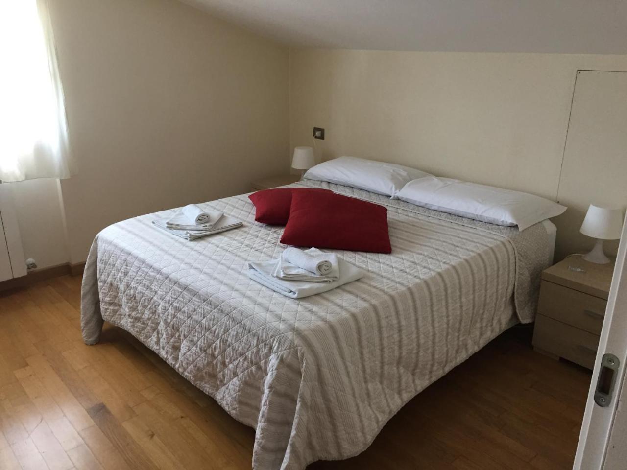 Bed&Breakfast Riccio&Lella Fiumicino Exterior foto